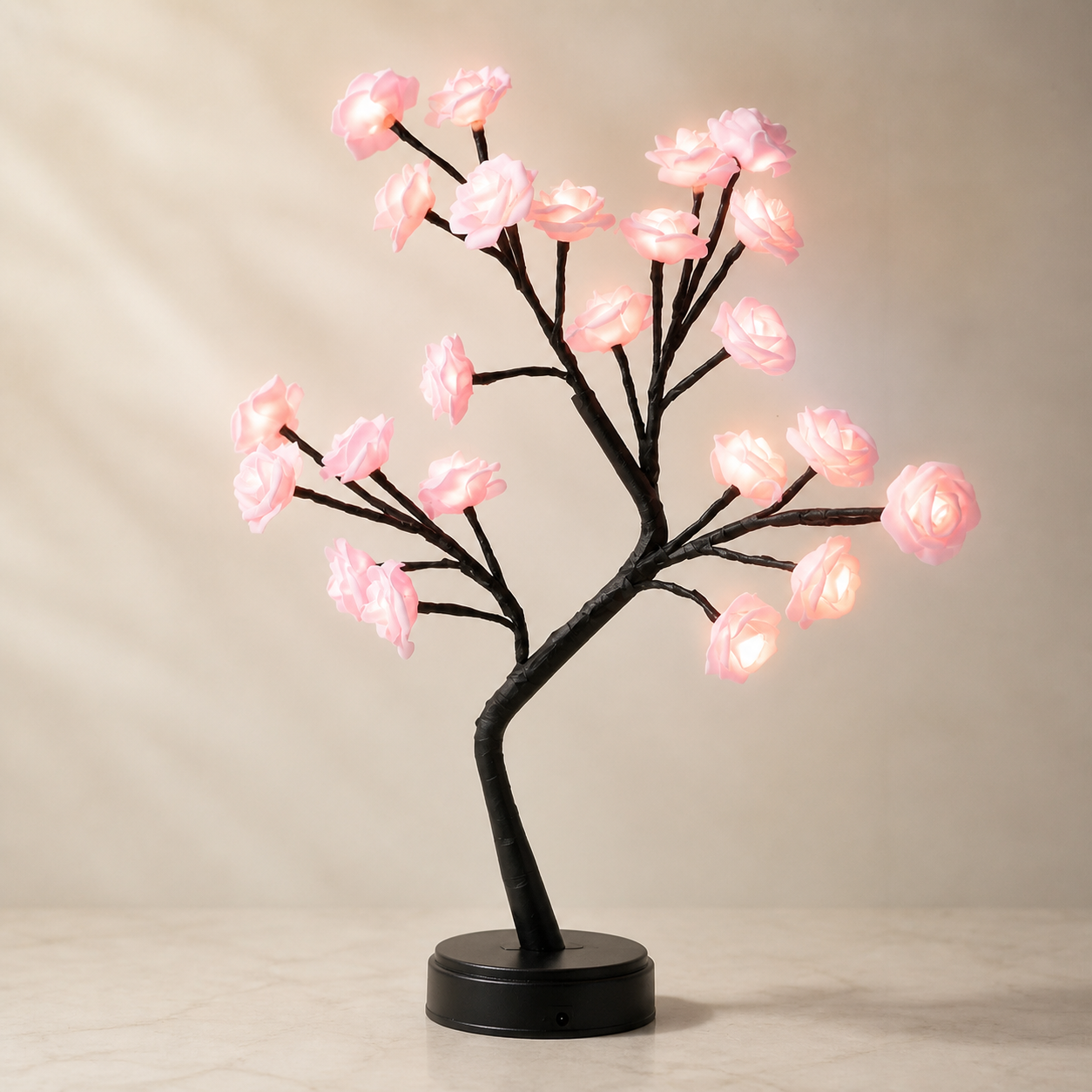 Arbre lumineux à roses LED roses sur fond ivoire
