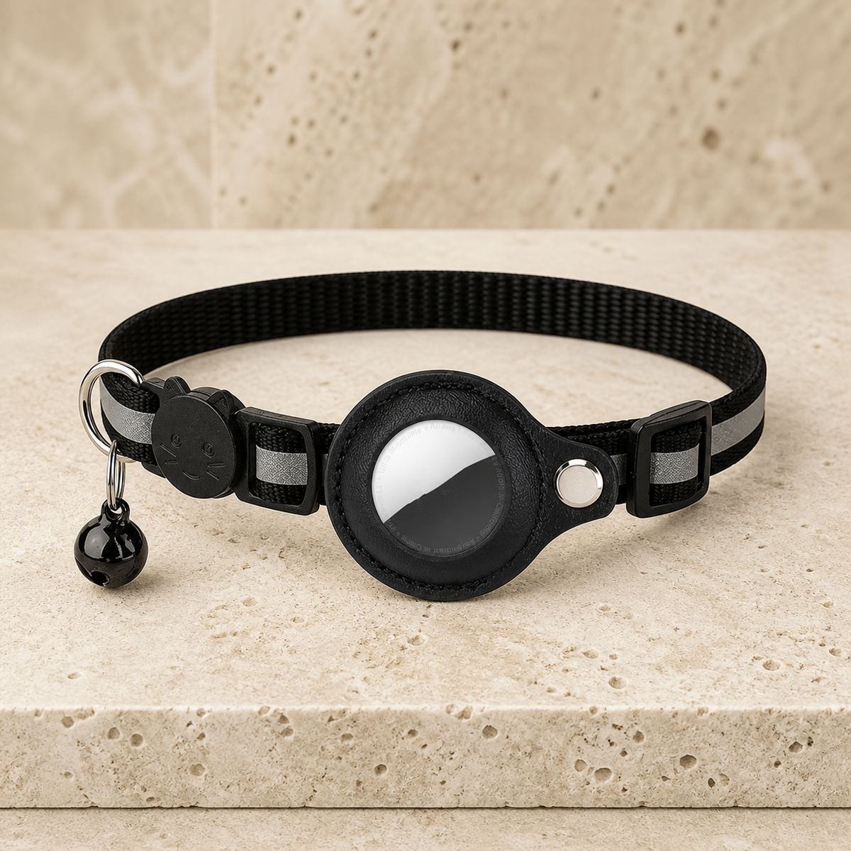 Collier réfléchissant avec étui AirTag pour chien et chat