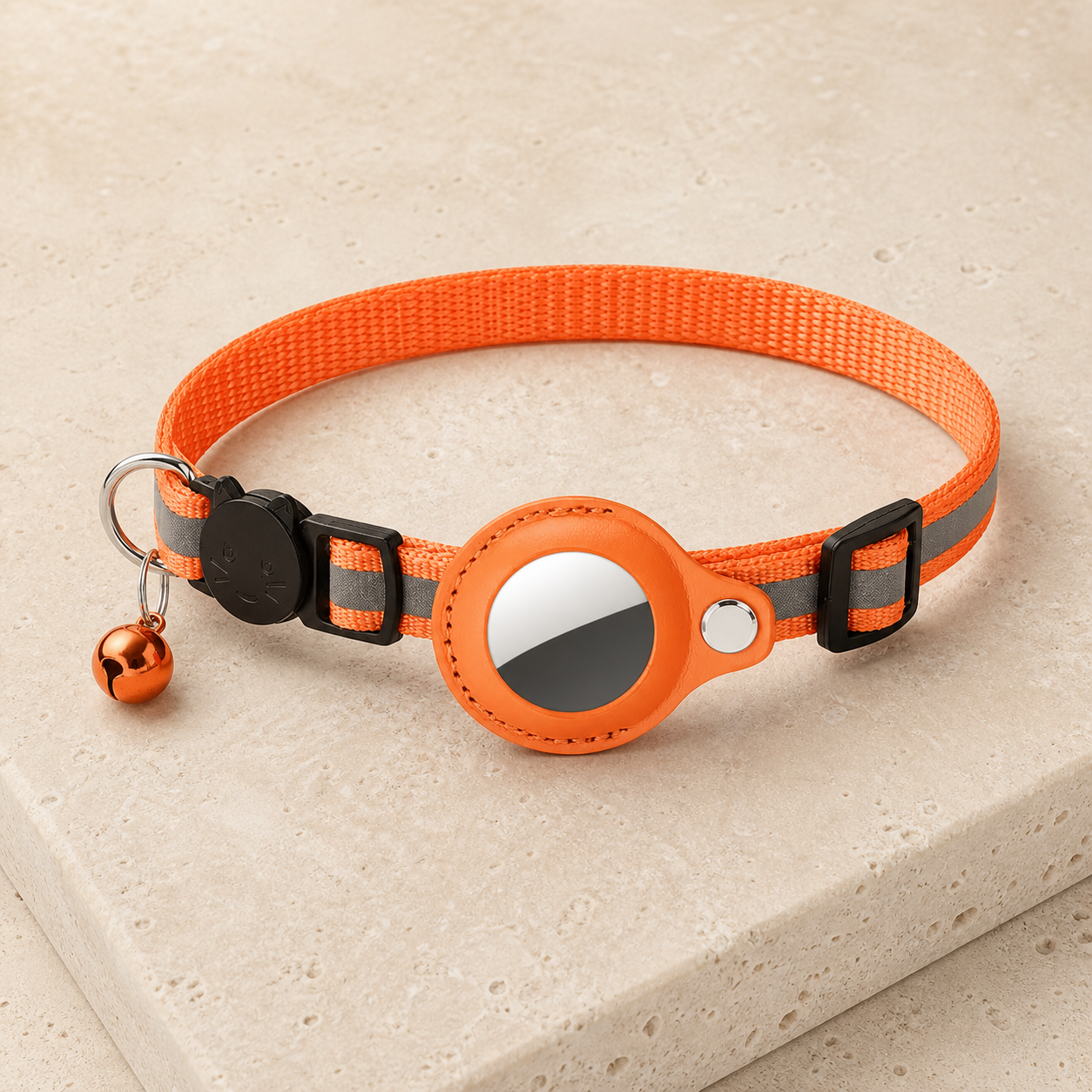 Collier réfléchissant avec étui AirTag pour chien et chat