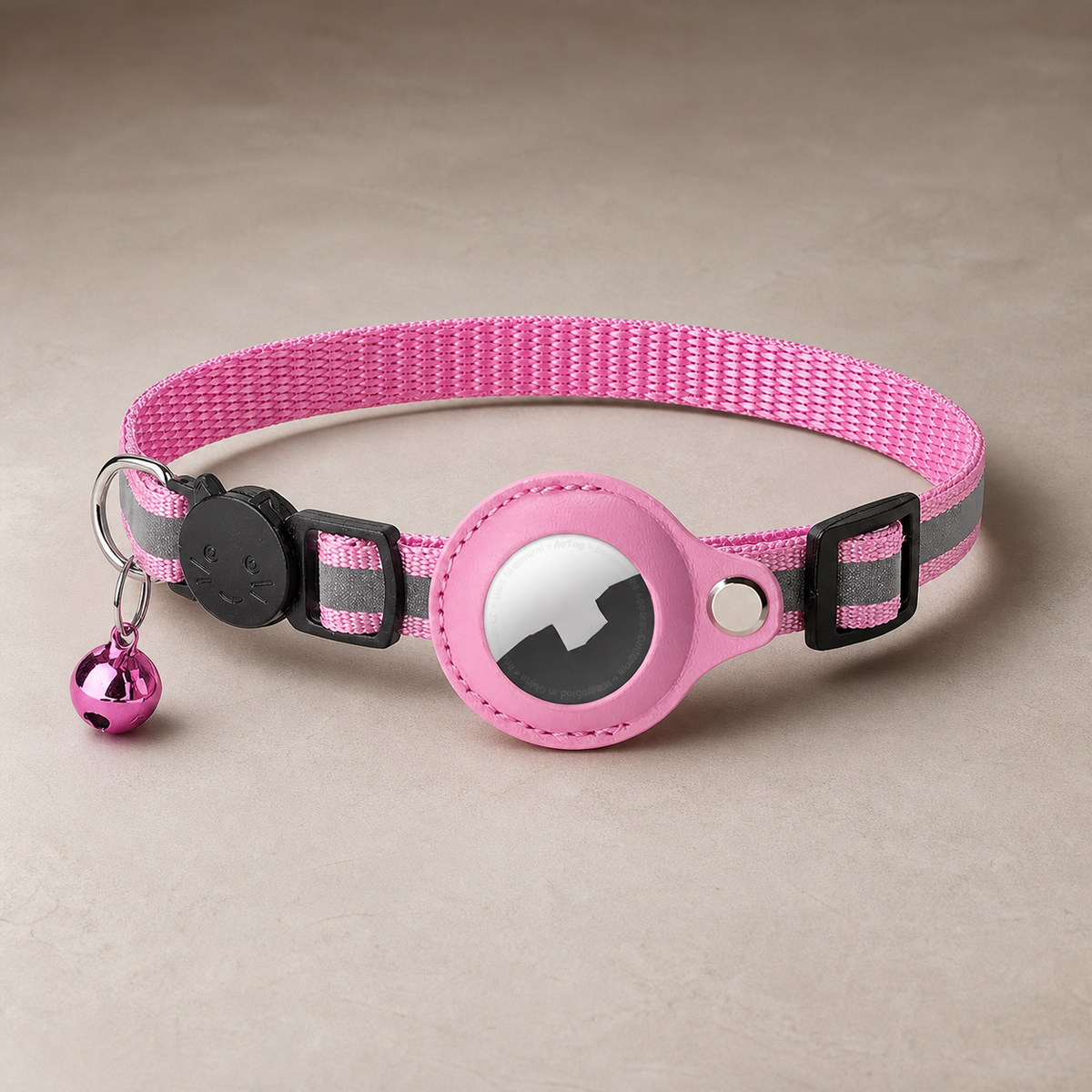 Collier réfléchissant avec étui AirTag pour chien et chat