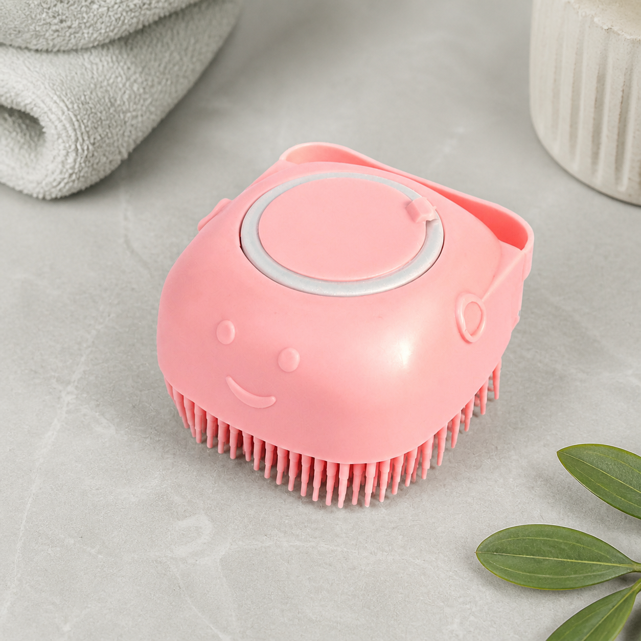 Brosse de bain massante avec réservoir pour animaux
