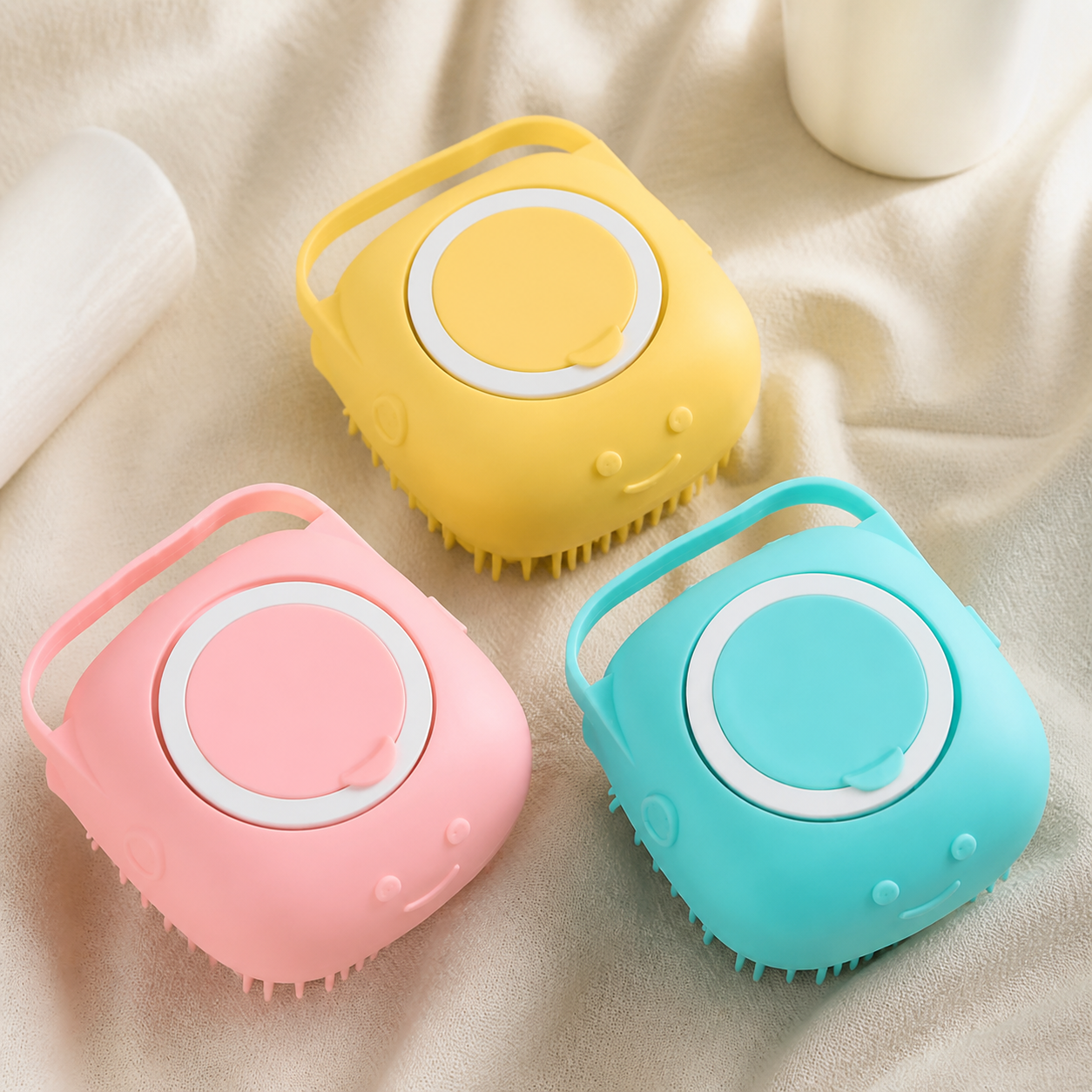 Brosse de bain massante avec réservoir pour animaux