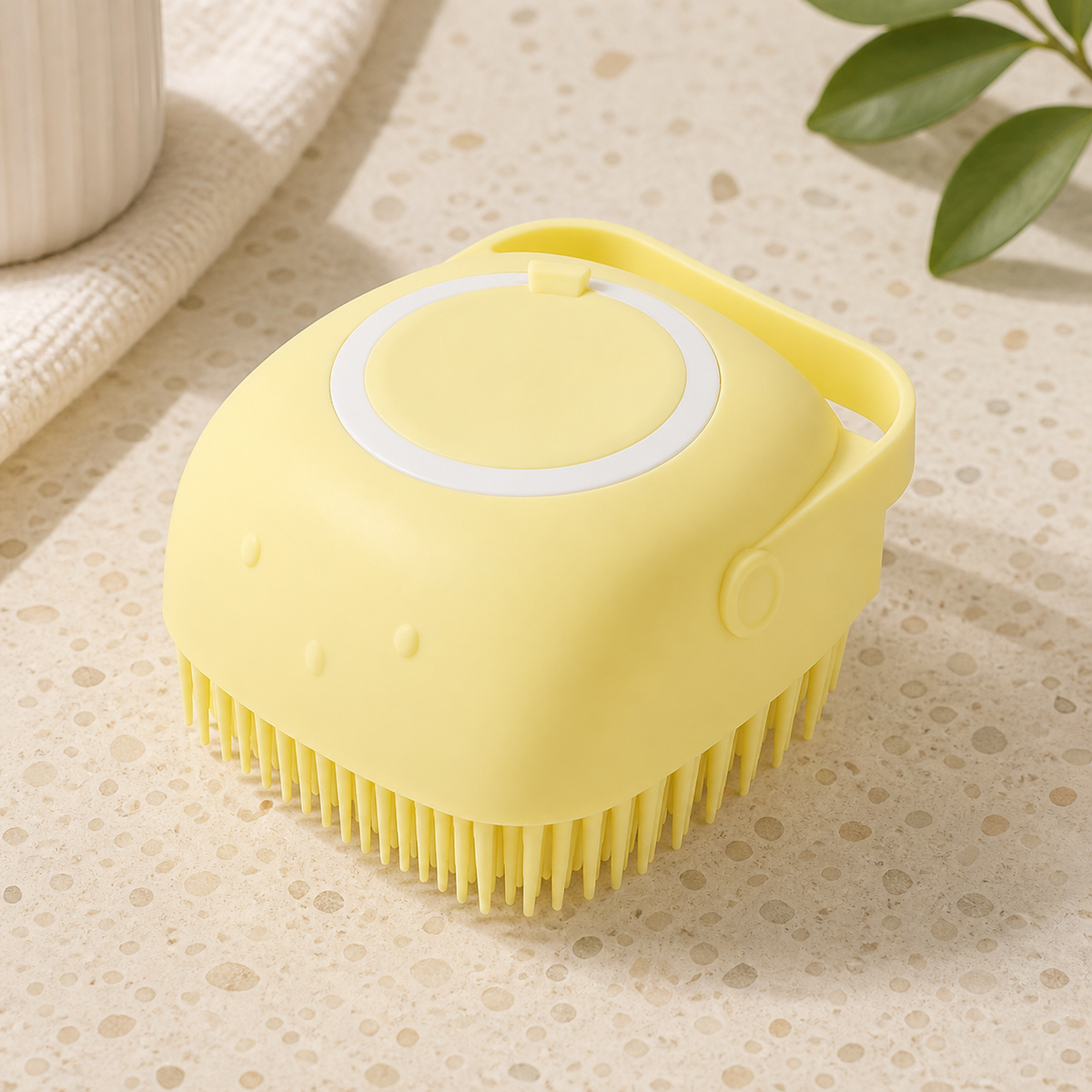 Brosse de bain massante avec réservoir pour animaux