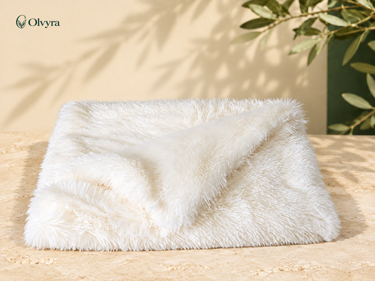 Soft dog and cat blanket