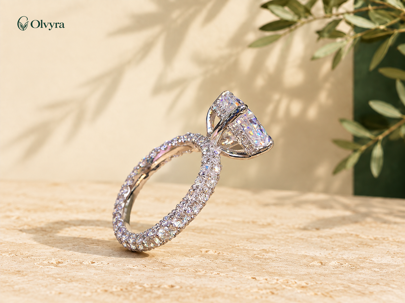 Crystal-set ring