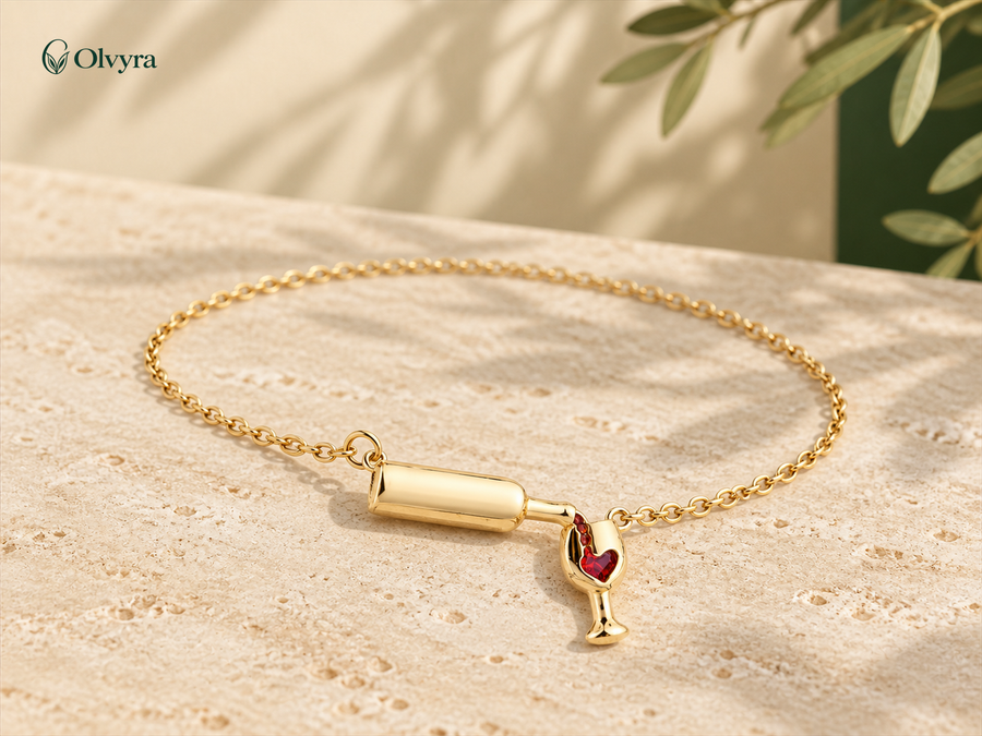 Collier pendentif verre et bouteille de vin Olvyra — Doré.