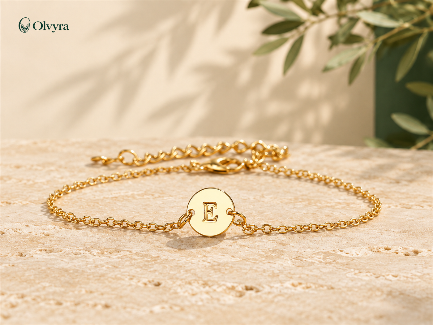 Adjustable initial bracelet