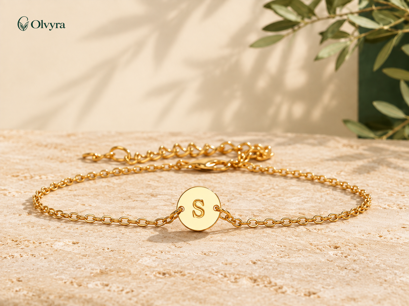 Adjustable initial bracelet