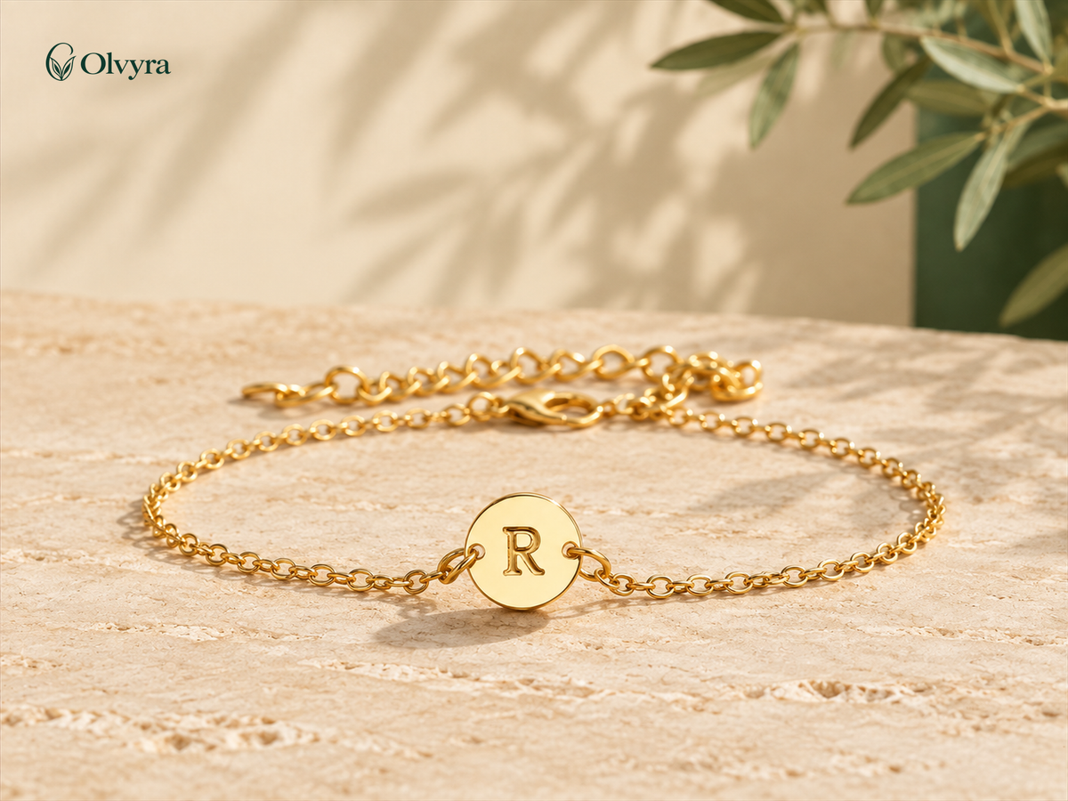 Adjustable initial bracelet