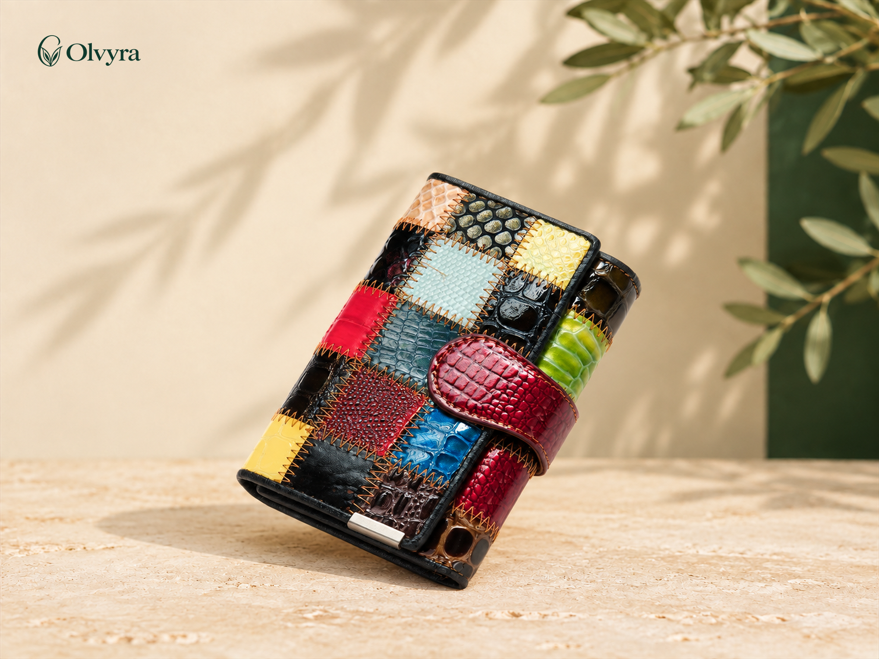 Patchwork-effect wallet