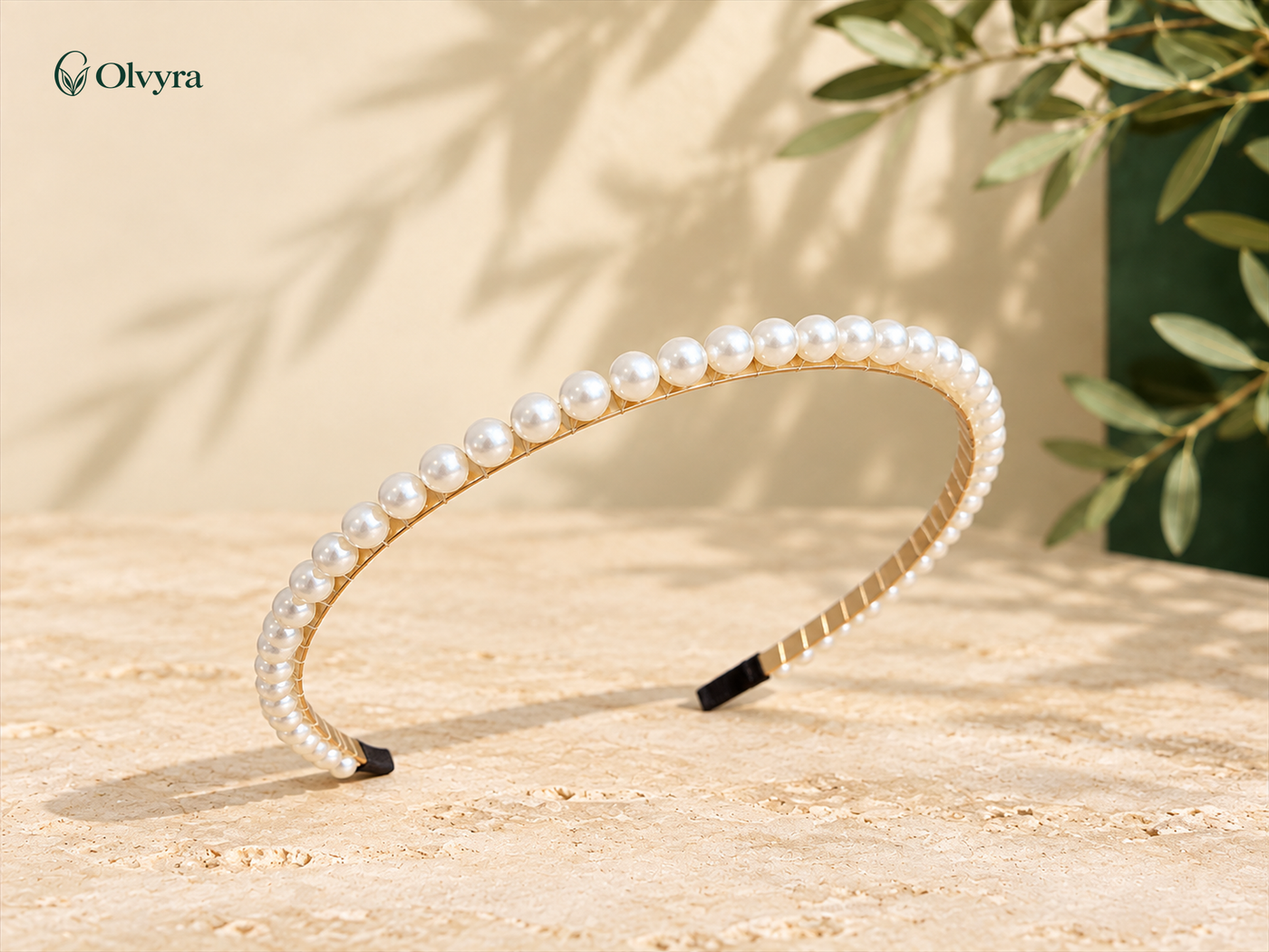 Slim pearl headband