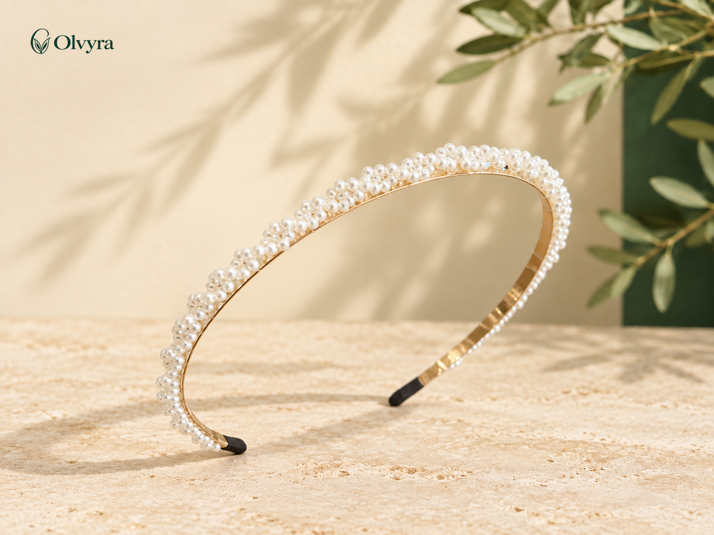 Slim pearl headband