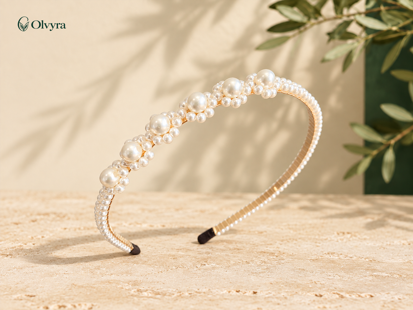 Slim pearl headband