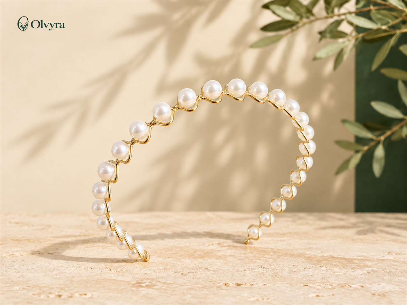 Slim pearl headband