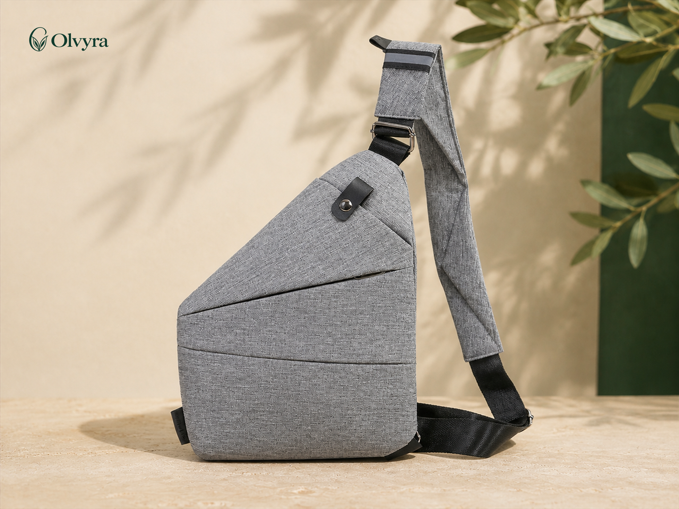 Multi-pocket canvas chest bag