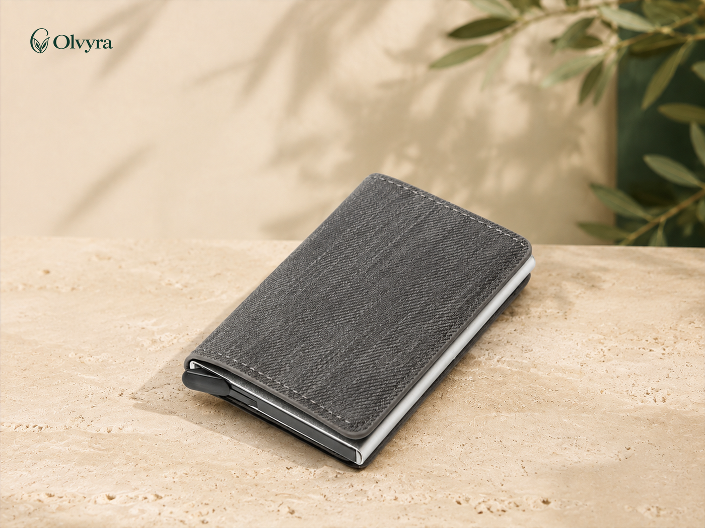 Ultra-slim metal card case