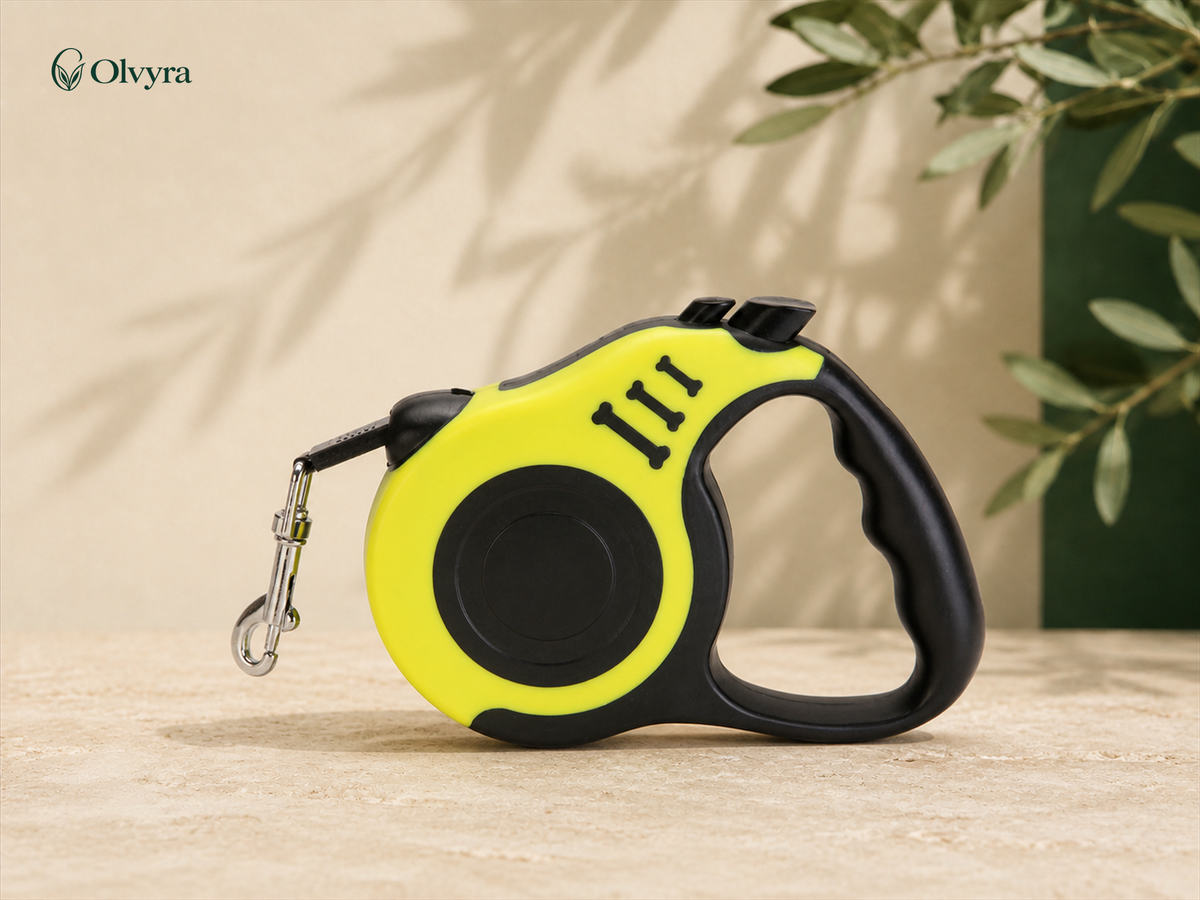 Automatic retractable dog leash