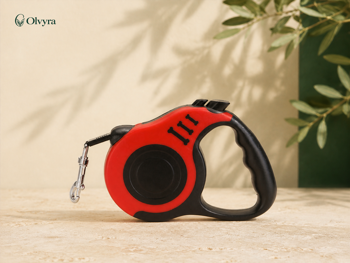 Automatic retractable dog leash