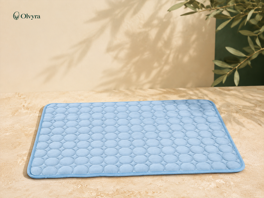 Tapis rafraîchissant bleu pour chien et chat Olvyra.