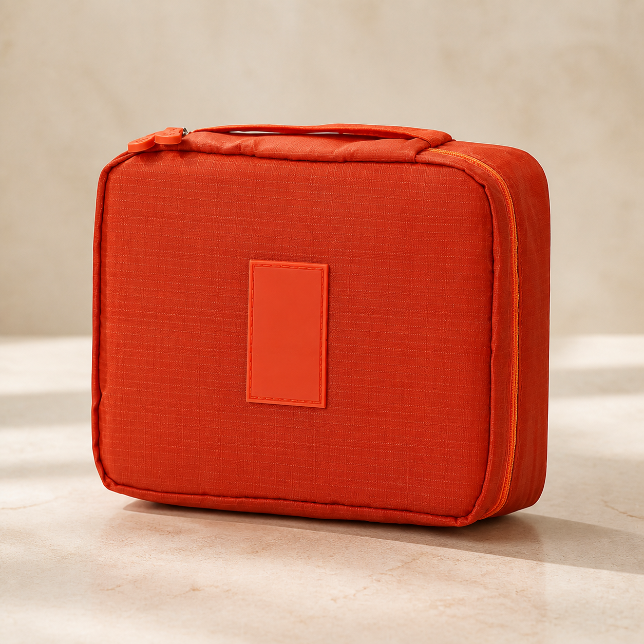 Trousse de toilette compartimentée orange — Orange compartment toiletry bag