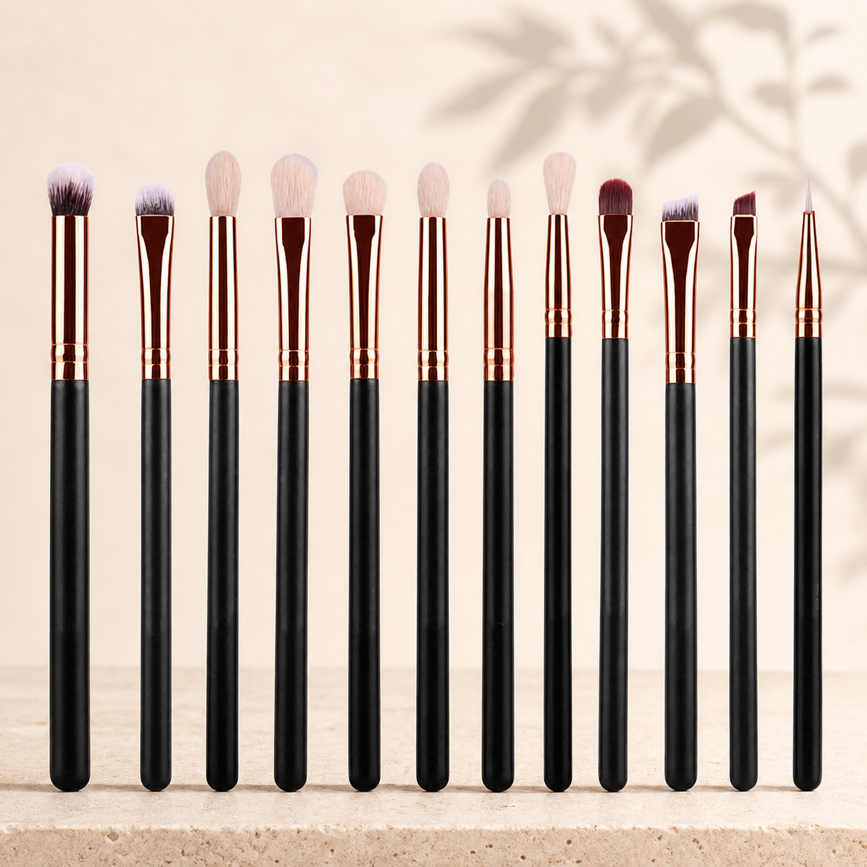 Set de 12 pinceaux de maquillage — Noir — vue 2