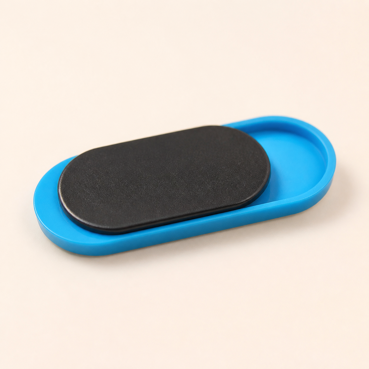 Cache webcam noir ultra-fin — Black ultra-thin webcam cover