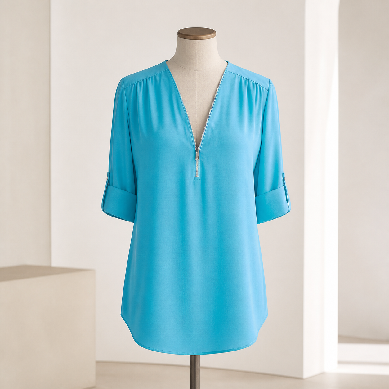 Blouse ample zippée à col V — Bleu ciel — vue 12