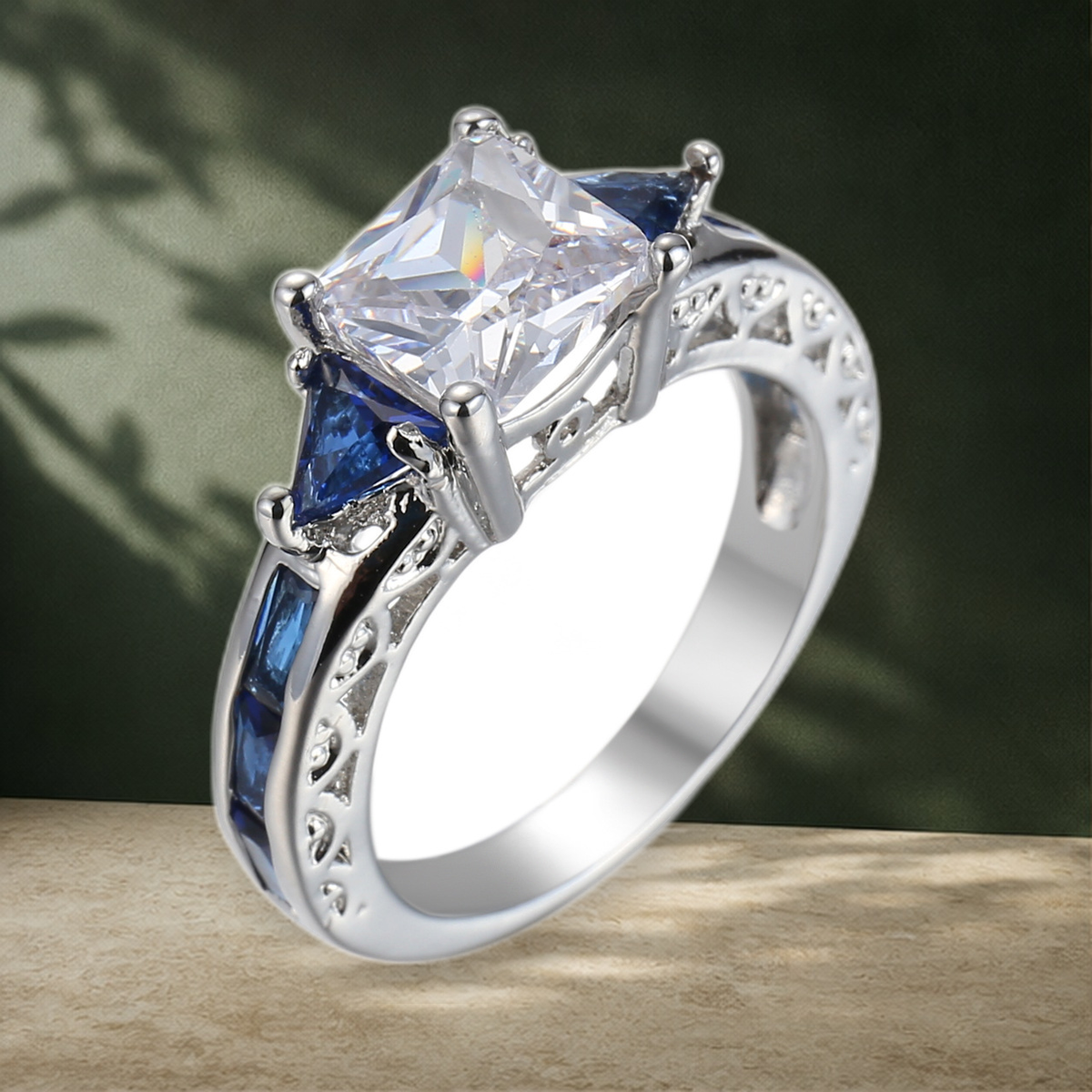 Bague fine sertie de zircon — Finition unique — vue 5