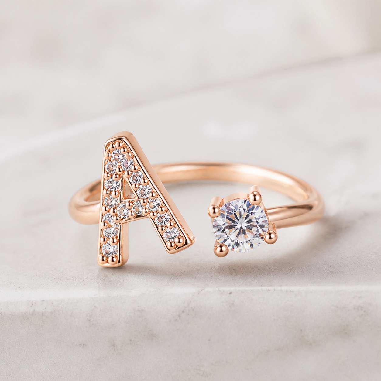 Bague réglable à initiale en zircon — Or rose — vue 3