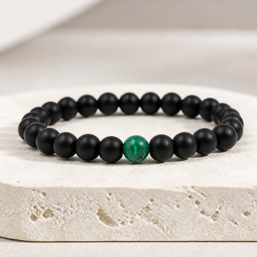 Bracelet perlé noir et malachite — Visuel principal Olvyra — vue 1