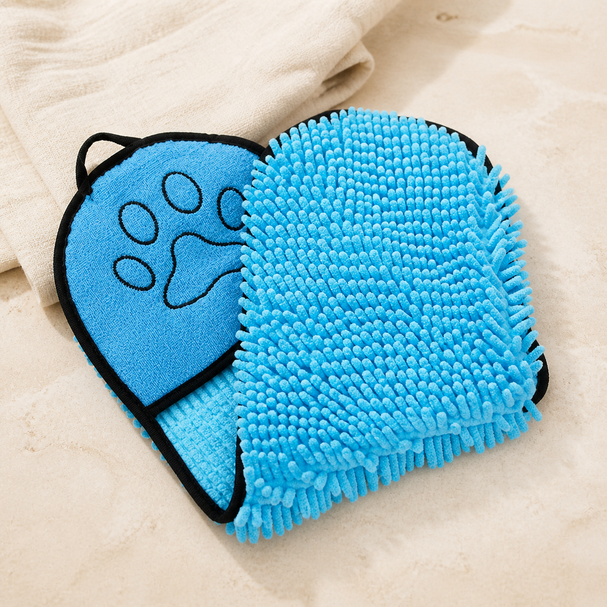 Absorbent microfiber towel for dogs and cats