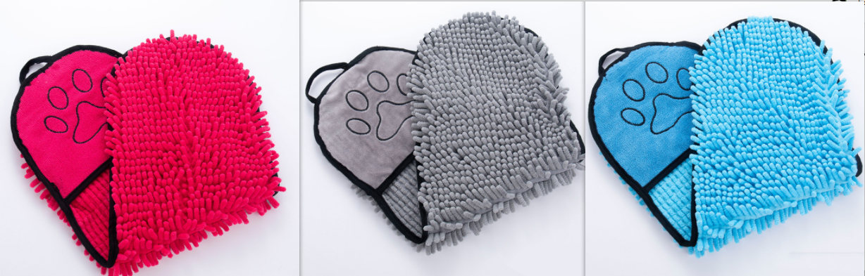 Absorbent microfiber towel for dogs and cats