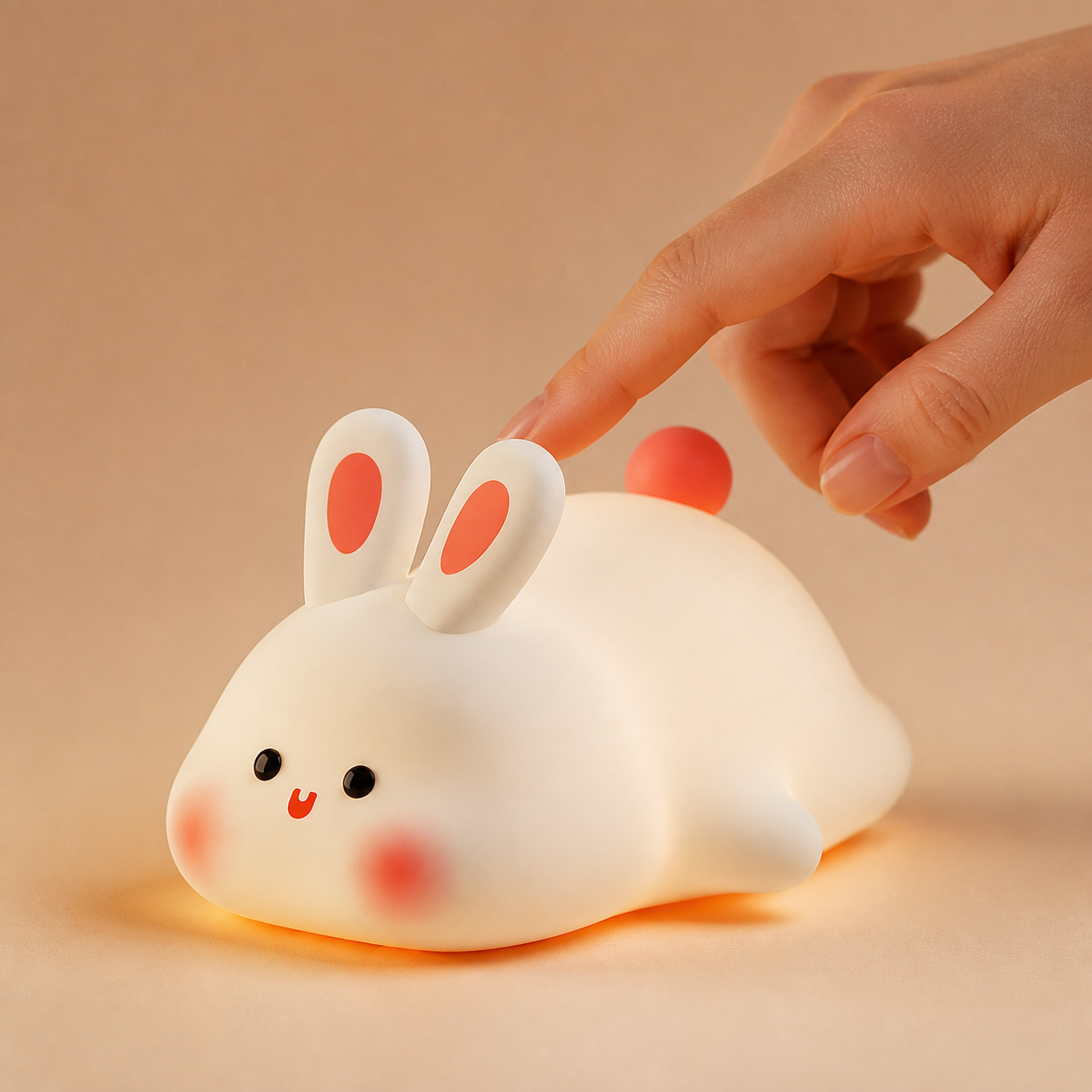 Détail de la commande tactile de la veilleuse lapin